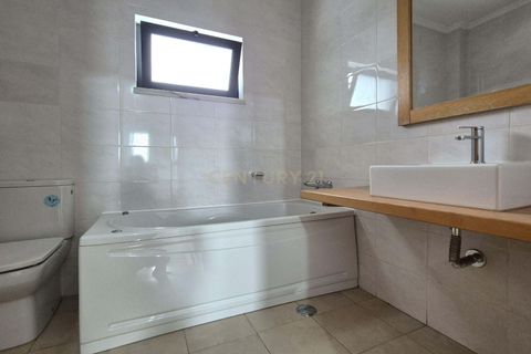 Villa a Laranjeiro, Setubal, Laranjeiro - € 695.000 | Ref: C0494-00341 - foto 8