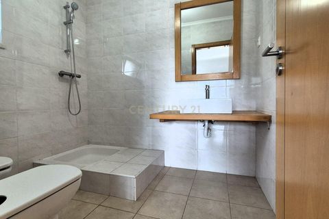 Villa a Laranjeiro, Setubal, Laranjeiro - € 695.000 | Ref: C0494-00341 - foto 13