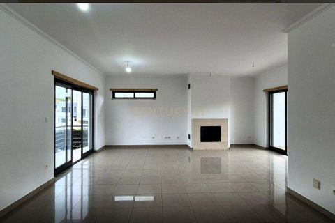 Villa a Laranjeiro, Setubal, Laranjeiro - € 695.000 | Ref: C0494-00341 - foto 18