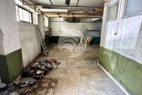 Erhvervsejendom i Amadora, Lisbon, Amadora - € 240.000 | Ref: CC-010260254-Loja - foto 11