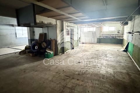 Erhvervsejendom i Amadora, Lisbon, Amadora - € 240.000 | Ref: CC-010260254-Loja - foto 27
