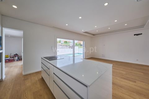 Villa i Seixal, Setubal, Seixal - € 550.000 | Ref: 270260059 - foto 37