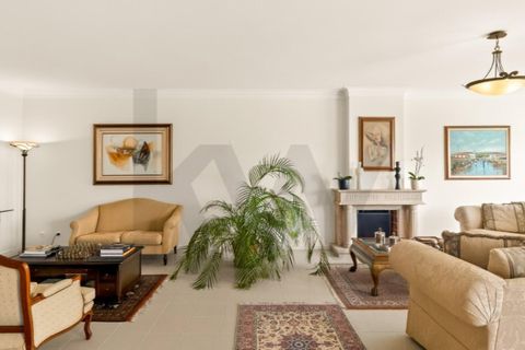 Villa i Cascais, Lisbon, Cascais - € 2.300.000 | Ref: KWPT-033279 - foto 3