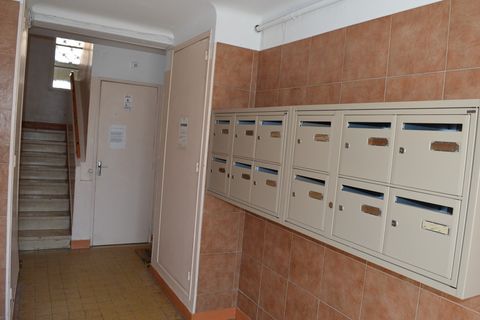 Lejlighed i Marseille, Bouches-du-Rhone, Marseille - € 124.500 | Ref: 340939008978 - foto 2