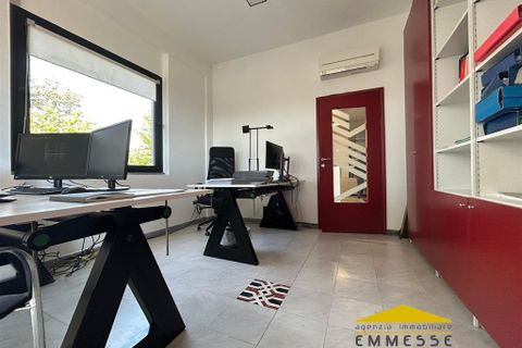 Erhvervsejendom i Massa, Massa and Carrara, Massa - € 225.000 | Ref: 1532 - foto 8