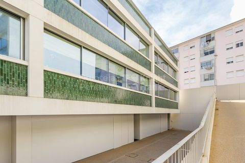 Villa a Porto, Porto, Porto - € 4.950/mes | Ref: PROP-34181 - foto 25
