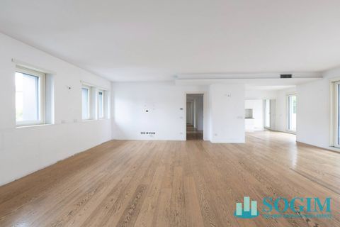 Apartament a Monza, Monza and Brianza, Monza - € 4.000/mes | Ref: MO33909 - foto 2