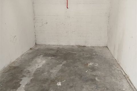 Espai d'estacionament a Carpi, Modena, Carpi - € 100/mes | Ref: MHV-971 - foto 2