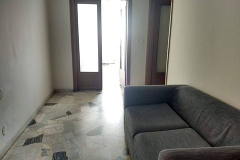 Apartament a Pisa, Pisa, Pisa - € 450/mes | Ref: 2018264 - foto 2