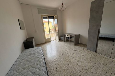 Apartament a Pisa, Pisa, Pisa - € 300/mes | Ref: 2025207 - foto 14
