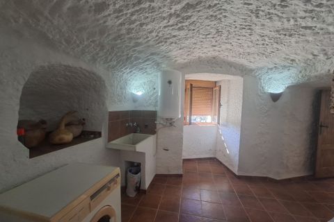 Cave house i Caniles, Granada, Caniles - € 178.000 | Ref: IZ-658-G - foto 4