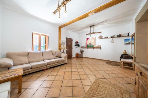 Villa in Petra, Mallorca, Petra - € 359.900 | Ref: 05LF038/3010 - foto 2
