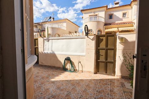 Byhus i Torrevieja, Alicante, Torrevieja - € 185.000 | Ref: CSPX-24081 - foto 35