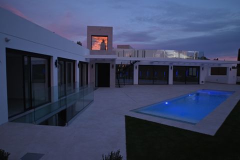 Villa a Mijas Costa, Malaga, Mijas Costa - € 2.548.000 | Ref: SPCRM5119 - foto 13