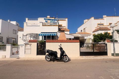 Bungalow i Orihuela, Alicante, Orihuela - € 239.500 | Ref: B-3511 - foto 1