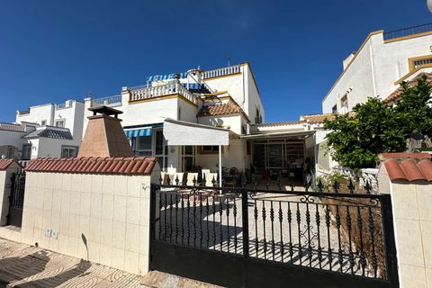 Bungalow i Orihuela, Alicante, Orihuela - € 239.500 | Ref: B-3511 - foto 2