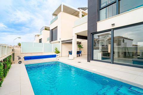 Villa i Punta Prima, Alicante, Punta Prima - € 650 000 | Ref: 32935 - foto 20