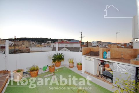Rækkehus i Chiva, Valencia, Chiva - € 299.999 | Ref: 040CER299.OFV-F/3716 - foto 1