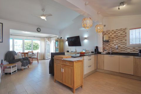 Villa a Moraira, Alicante, Moraira - € 435.000 | Ref: H-1982-AMBE - foto 14