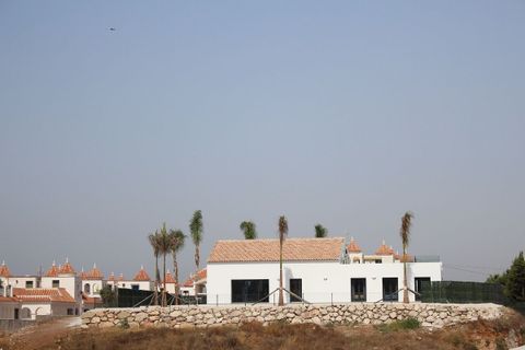 Villa em Mezquitilla, Malaga, Mezquitilla - € 2.500/mês | Ref: MLH1002 - foto 5