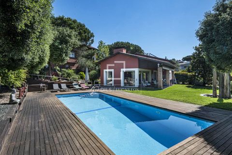 Villa a Valldoreix, Barcelona, Valldoreix - € 1.980.000 | Ref: STC69816 - foto 3