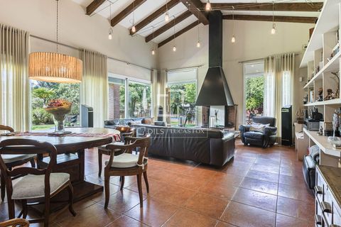 Villa a Valldoreix, Barcelona, Valldoreix - € 1.980.000 | Ref: STC69816 - foto 11