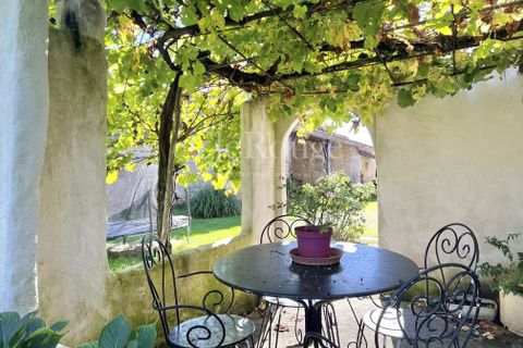 Villa a Duras, Lot-et-Garonne, Duras - € 470.000 | Ref: CTR027 - foto 13