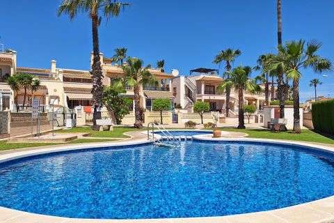 Rækkehus i Playa Flamenca, Alicante, Playa Flamenca - € 259.995 | Ref: P9074 - foto 5