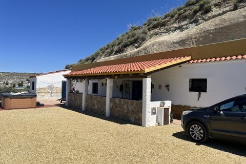 Cave house i Cullar, Granada, Cullar - € 175.000 | Ref: v3157 - foto 2