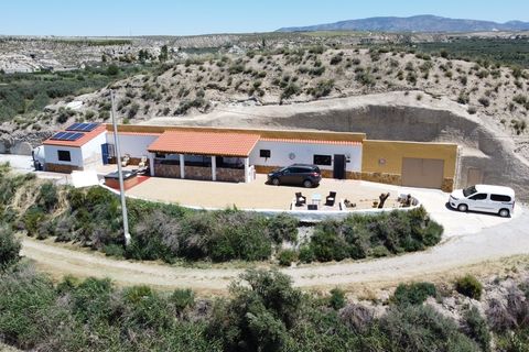 Cave house i Cullar, Granada, Cullar - € 175.000 | Ref: v3157 - foto 1