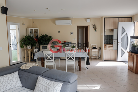 Villa i Marignane, Bouches-du-Rhone, Marignane - € 549.000 | Ref: 7963cs - foto 4