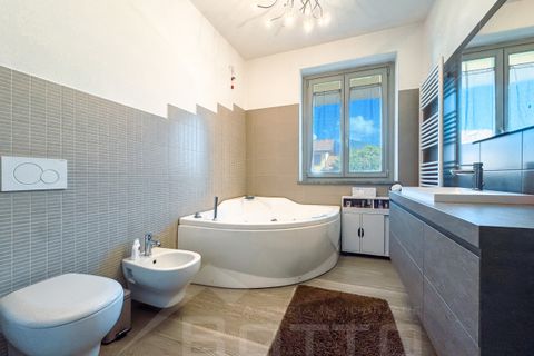 Villa a Leggiuno, Varese, Leggiuno - € 670.000 | Ref: T2145 - foto 15