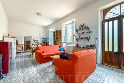 Villa i Omegna, Verbano Cusio Ossola, Omegna - € 197.000 | Ref: T3117 - foto 2
