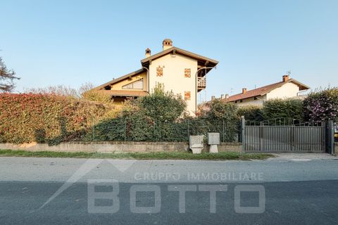 Villa i Oleggio, Novara, Oleggio - € 590.000 | Ref: T620 - foto 10