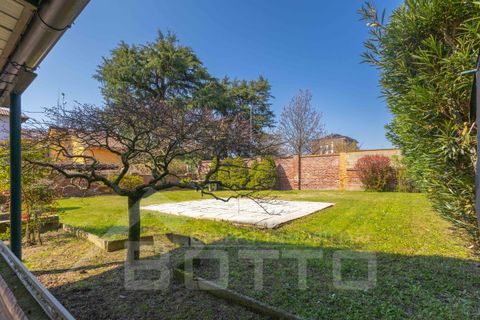 Villa i Oleggio, Novara, Oleggio - € 699.000 | Ref: T3170 - foto 5