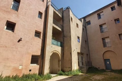 Apartament a Carpentras, Vaucluse, Carpentras - € 528/mes | Ref: SLA-057118-1406 - foto 2