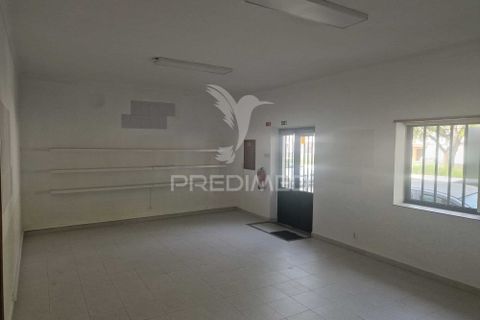 L'establiment comercial a Evora, Evora, Evora - € 450/mes | Ref: 060812 - foto 2