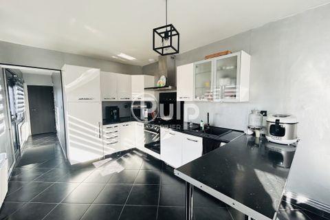 Villa a Sin-le-Noble, Nord, Sin-le-Noble - € 199.900 | Ref: dou17831 - foto 3