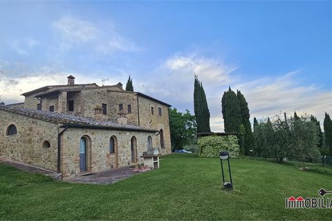 Villa i Casole d'Elsa, Siena, Casole d'Elsa - € 900.000 | Ref: RMB-2443 - foto 4