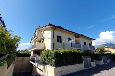 Lejlighed i Massa, Massa and Carrara, Massa - € 320.000 | Ref: 3709 - foto 2