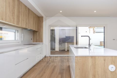 Villa i Quinta do Conde, Setubal, Quinta do Conde - € 750.000 | Ref: PH3627 - foto 16