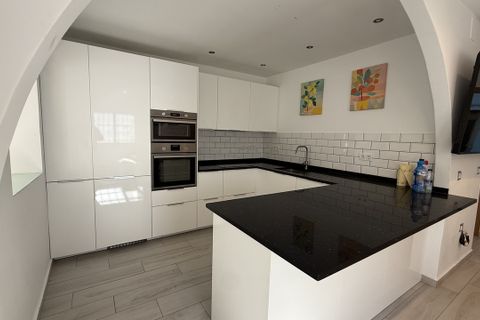 Villa i Filipinas, Alicante, Filipinas - € 249.950 | Ref: 781629 - foto 18