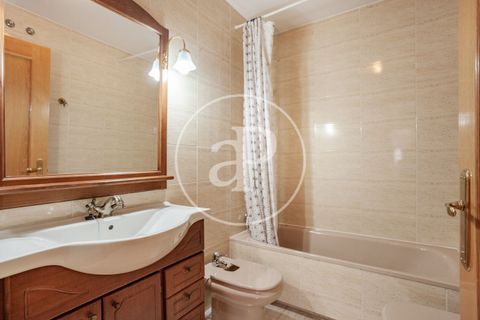 Villa a Barajas, Madrid, Barajas - € 2.800/mes | Ref: AMN2605007 - foto 9