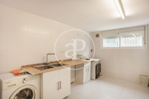 Villa a Barajas, Madrid, Barajas - € 2.800/mes | Ref: AMN2605007 - foto 27