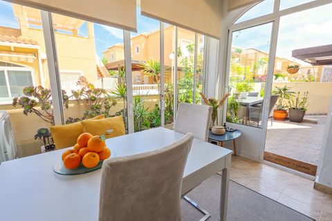 Villa a Los Balcones, Alicante, Los Balcones - € 212.000 | Ref: R-96931 - foto 4