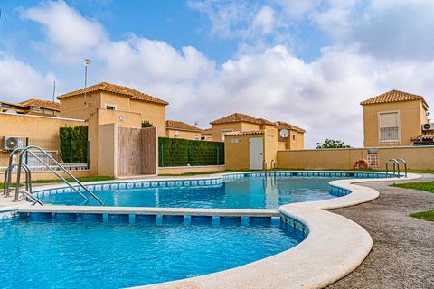 Villa a Los Balcones, Alicante, Los Balcones - € 212.000 | Ref: R-96931 - foto 22