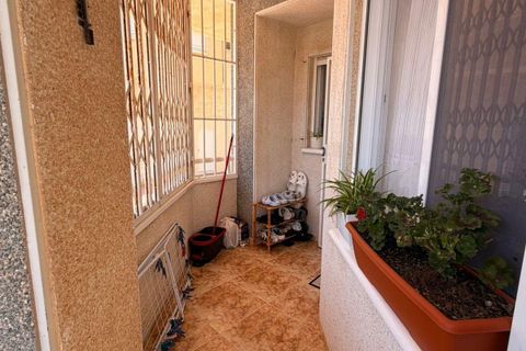 Lejlighed i Torrevieja, Alicante, Torrevieja - € 179.900 | Ref: LG85/12918 - foto 8