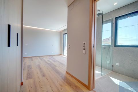 Villa i Cascais, Lisbon, Cascais - € 2.660.000 | Ref: MORMJC145 - foto 35