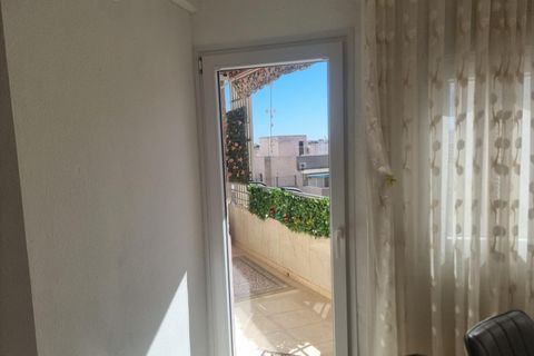 Lejlighed i Torrevieja, Alicante, Torrevieja - € 163.000 | Ref: MLSC2896369 - foto 9