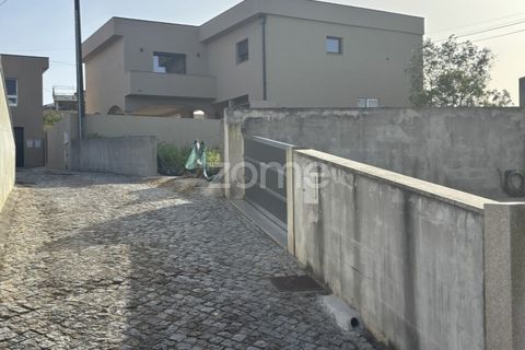 Helårsgrund i Amarante, Porto, Amarante - € 48.000 | Ref: ZMPT589213 - foto 15